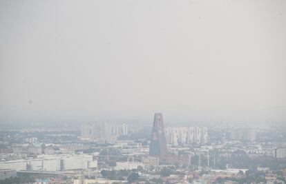 Más de 40 mil muertes anuales atribuibles a la contaminación atmosférica, dice diputada