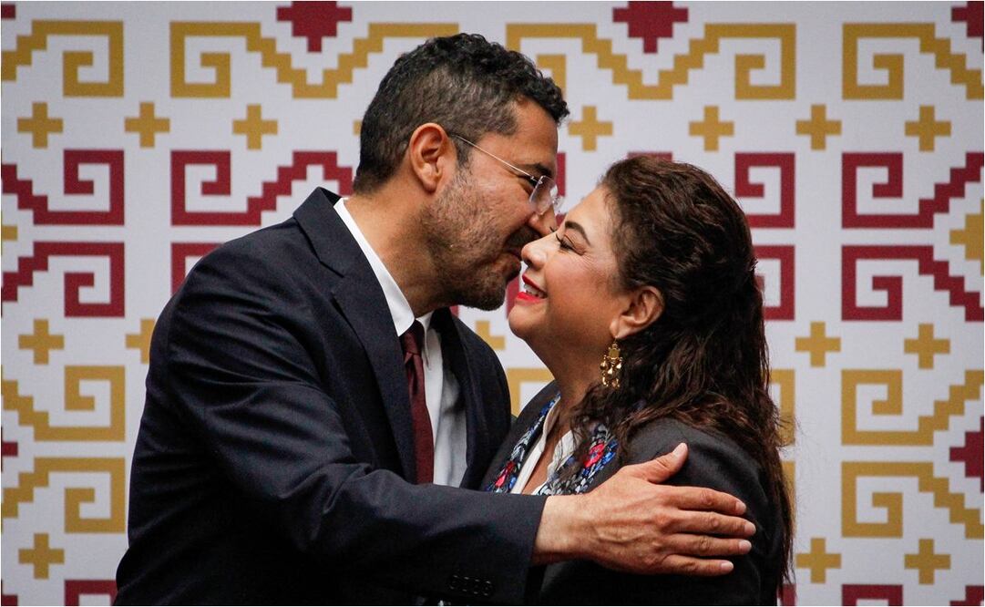 Clara Brugada y Martí Batres en Comisión de Transición. Foto: Luis Camacho/EL UNIVERSAL