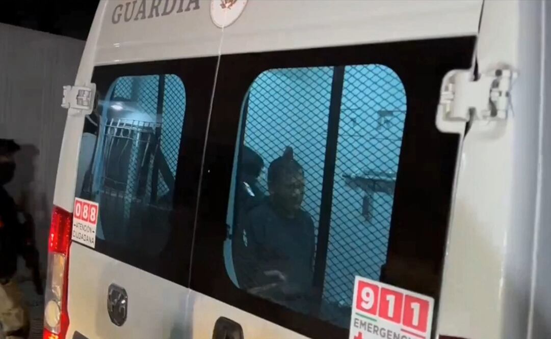 Exhiben en la mañanera de AMLO traslado de Mario Marín a prisión domiciliaria. Foto: Captura