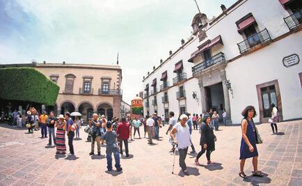 Prevén derrama económica de 378 mil mdp por turistas en vacaciones