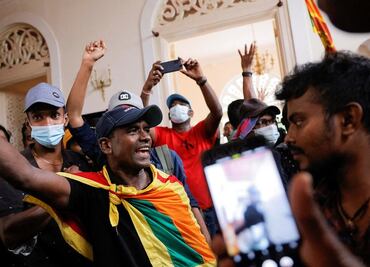 Sri Lanka: preguntas para entender las violentas protestas que forzaron la huida del presidente