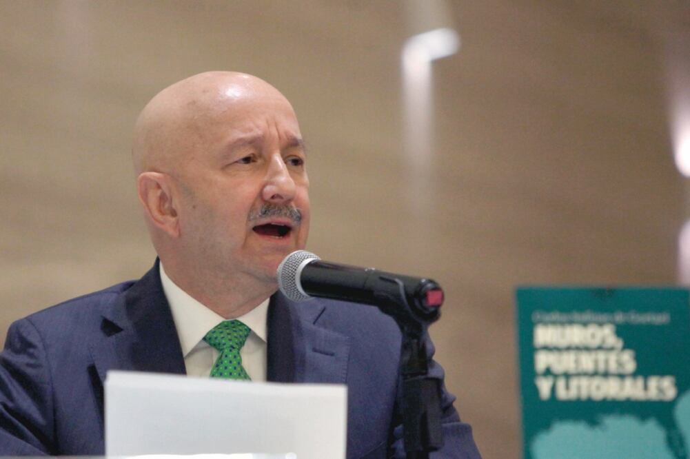 El Consejo del Decano de la Escuela Kenned y de Harvard destaca la firma del TLCAN en el sexenio del ex presidente Carlos Salinas de Gortari (ARCHIVO EL UNIVERSAL)