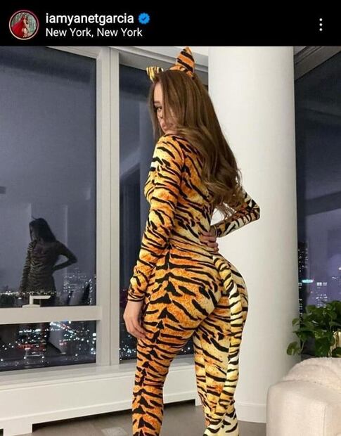Yanet García lució el disfraz más feroz en Halloween