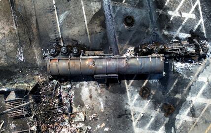 FOTOS: Explosión de pipa en carretera de Tabasco causa destrozos y pánico en la población