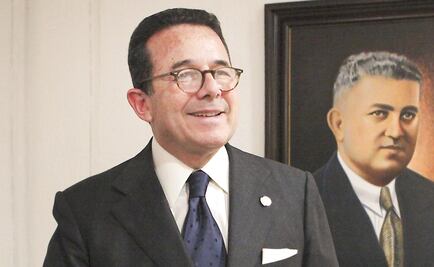 "No dejaré la embajada por mi dinero en Andorra"