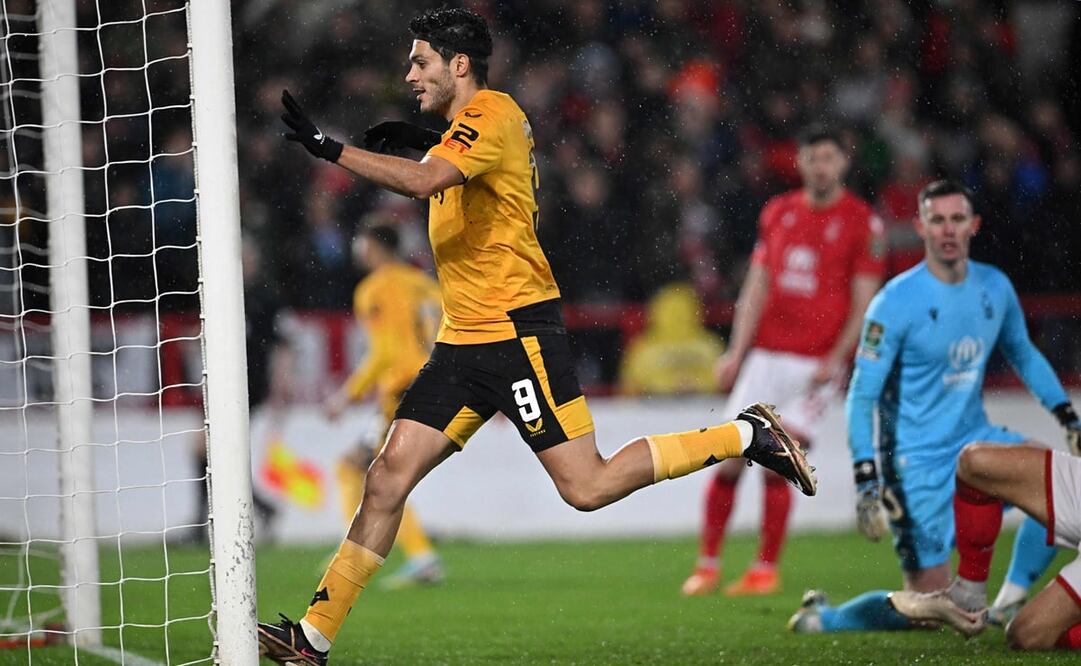 Jiménez apareció en el segundo poste / FOTO: AFP