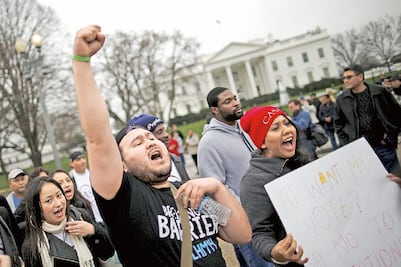 Inmigrantes piden a Obama frenar deportaciones