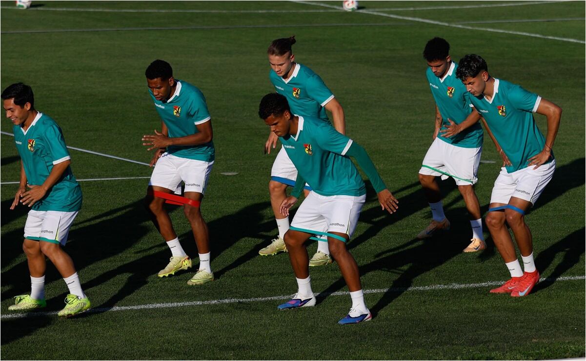 Repechaje Mundial 2026: Bolivia va a dejar “alma, vida y corazón” para vencer a Surinam, asegura Luis Haquín