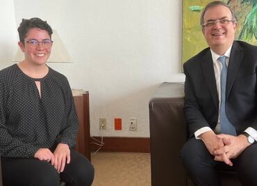 Ebrard se reúne con mexicana atacada sexualmente en Qatar; pasó de víctima a acusada