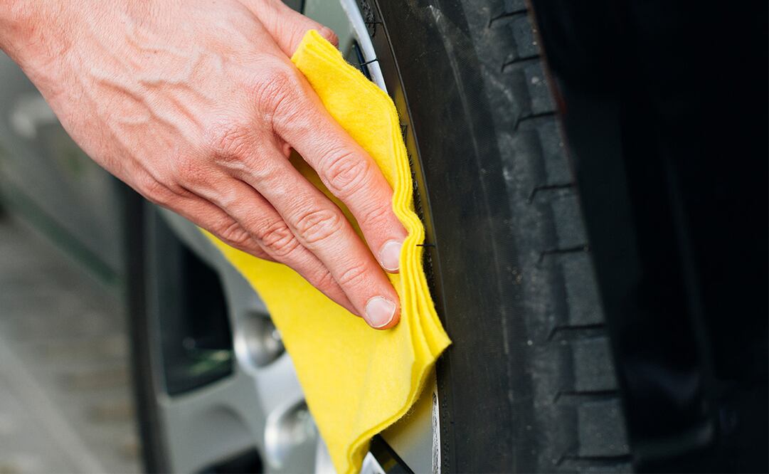 Con este ingrediente casero tus llantas lucirán impecables. foto: Freepik