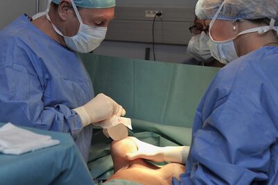 Buscan más seguridad en cirugías plásticas