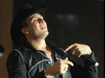 Valentín Elizalde, una mina de dinero… para la piratería