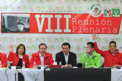 Mayor cercanía, piden senadores del PRI a gobierno de EPN