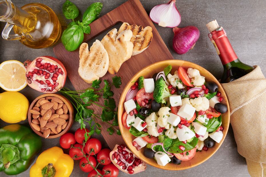La dieta mediterránea puede combatir la inflamación y el dolor articular. Foto: Freepik