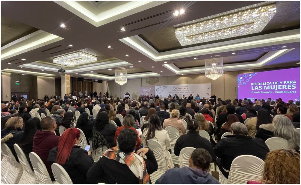 Más de 500 mujeres fueron registradas para asistir al foro “República de y para las mujeres” en Cd. Juárez, Chihuahua (15/01/2025). Foto: Paola Gamboa / EL UNIVERSAL