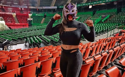 Lluvia se impuso al machismo de la lucha libre