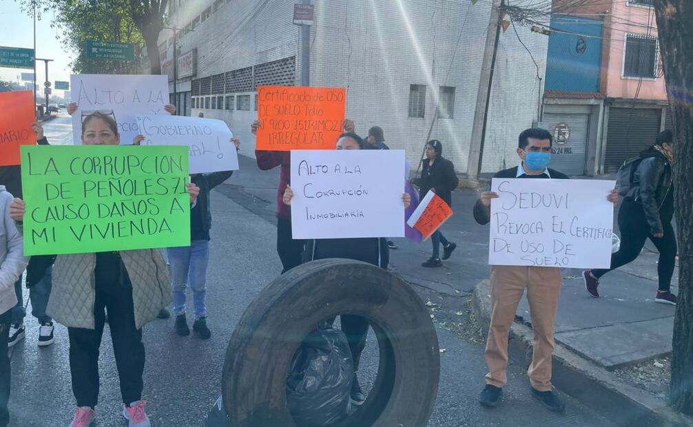 Bloqueos en centro de la ciudad de México. Foto: Especial