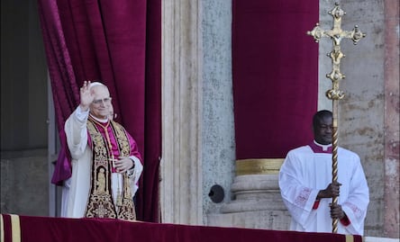 León XIV: El poder de un Papa como jefe de la Iglesia católica, pero también como líder mundial