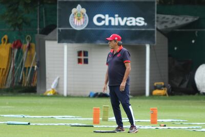 Ni cómo defender a las Chivas