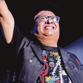 Armando Palomas celebra show entre amigos 