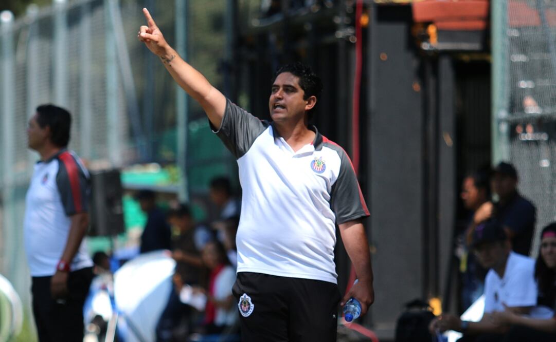 Fernando Camacho previo a un juego de la Liga MX Femenil. FOTO/IMAGO7