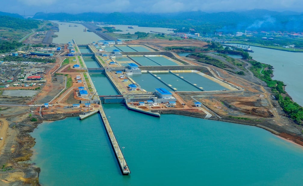 En Panamá hay 25 puertos y 20 terminales están concesionadas, entre ellas las cinco que rodean el Canal de Panamá y que están operados por multinacionales de Estados Unidos, Singapur, Taiwán y Hong Kong. Foto: EFE/Archivo