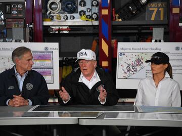 "Harvey" ha alcanzado "proporciones épicas", dice Trump en visita a Texas
