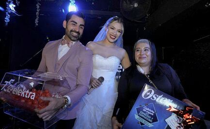 ¿Boda Fake? Elektra dice “Sí acepto” y reparte regalos en antro de CDMX