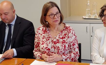 Bárcena se reúne con autoridades del FBI para dar seguimiento a tiroteo de El Paso