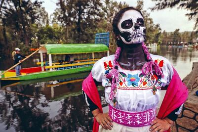 Disfruta de la obra de teatro La Catrina en Trajinera 2019 en Xochimilco