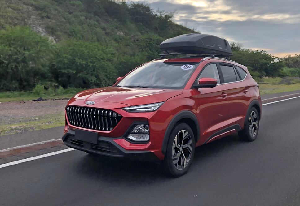 JAC Sei7 Pro 2022, primer contacto: muchas sorpresas a un precio razonable