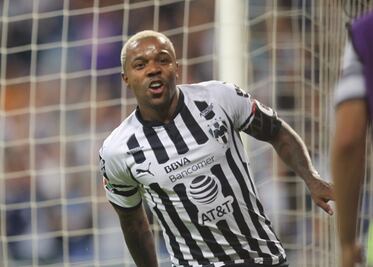 Dorlan Pabón niega pelea con Diego Alonso