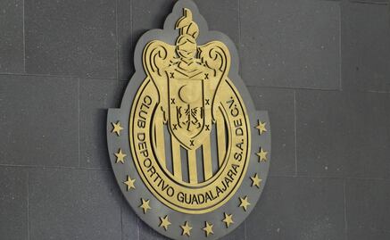 Chivas separa a dos futbolistas por indisciplina