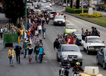 SRE inicia atención a migrantes de Caravana hondureña