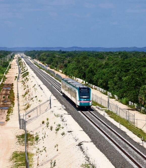 Sólo en Tren Maya y pensiones se concentra 61% del gasto, advierten. Foto: Archivo / EL UNIVERSAL