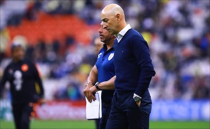 Tuzos del Pachuca destituye al técnico Pako Ayestarán