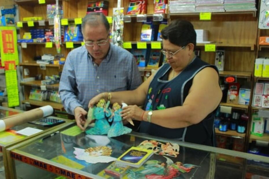 En las papelerías se vendía desde vinos hasta muebles