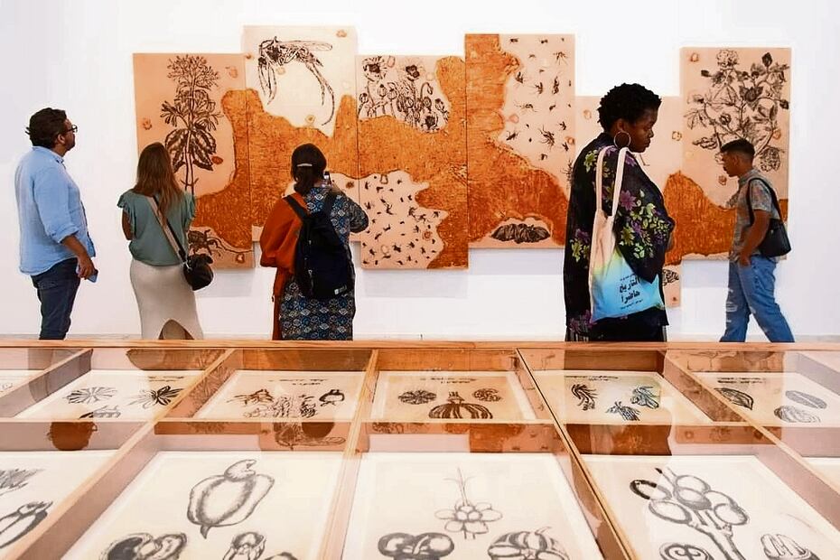 Signs taken for wonders, de Lavanya Mani, es una pieza textil sobre la economía colonial de la India. Foto: Sharjah Art Foundation