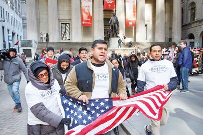 Migrantes desafían el miedo con “caravana del coraje”