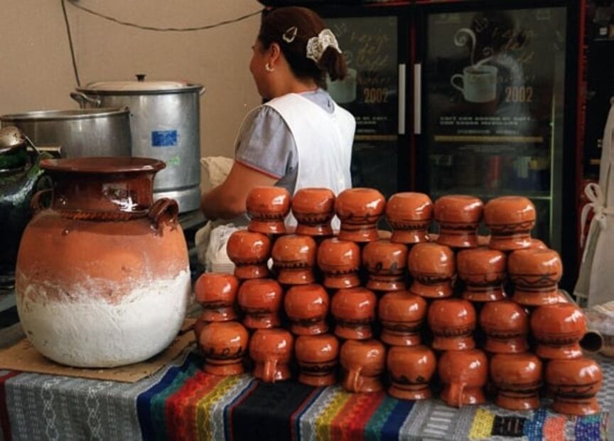Así puedes curar ollas y cazuelas de barro