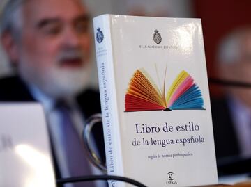 La RAE continúa rechazo al "todxs" y "todes"
