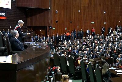 No me reelegiré, me someteré a la revocación de mandato: AMLO