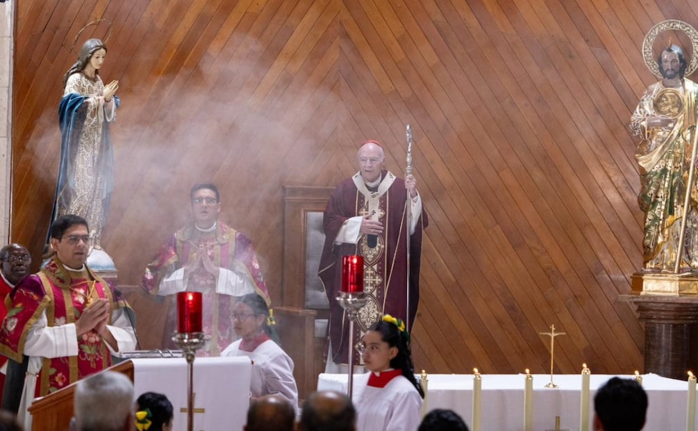 Ceremonia solemne de inauguración del Santuario de San Judas Tadeo en Cuemanco, presidida por el cardenal Carlos Aguiar Retes (21/11/2025). Foto: Hugo Salvador / EL UNIVERSAL