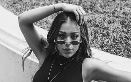 Danna Paola comparte foto de FaceApp e impacta en redes sociales