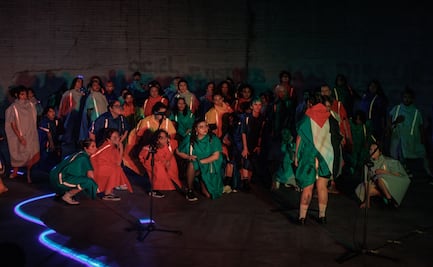 "Nosotros tenemos otros datos": en performance, LASTESIS se apropian del espacio público en la CDMX