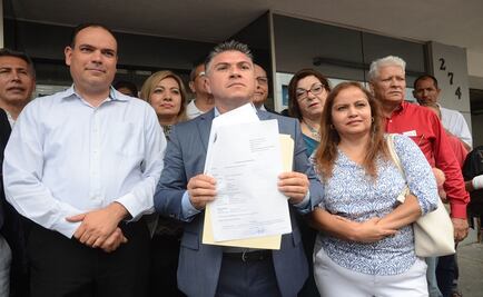 Acusan a Drag Queens de corrupción de menores por leer cuentos a niños en NL