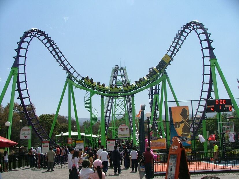 "El Boomerang" en Six Flags. Foto: Six Flags México