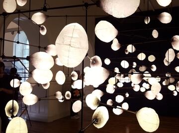 Bienal del Diseño recoge utopías de 37 países