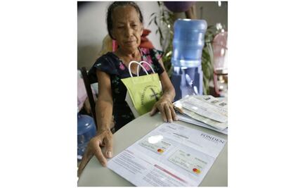 “Fonden me entregó una tarjeta sin crédito”, damnificada de Oaxaca