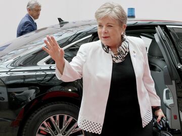 Latinoamérica no es "una cantera de recursos naturales", dice canciller Alicia Bárcena